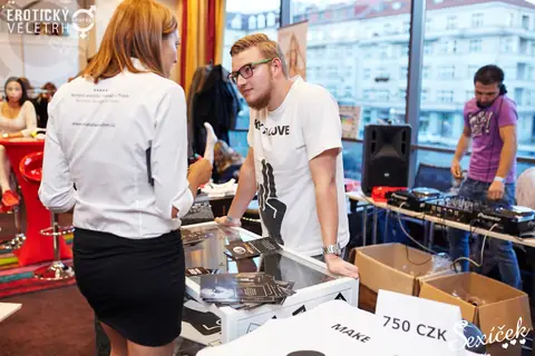Erotický veletrh 2015 — fotografie 11 z 36