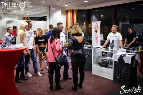 Erotický veletrh 2015 — fotografie 120 z 316
