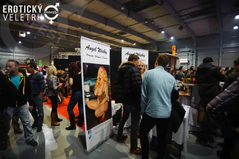 Erotický veletrh 2016 — fotografie 25 z 92