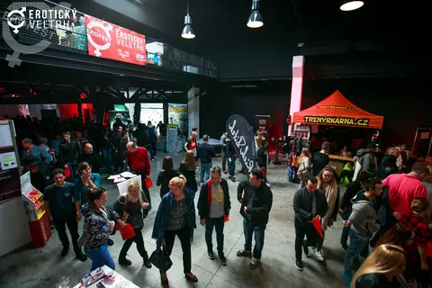 Erotický veletrh Bratislava 2017 — fotografie 49 z 160