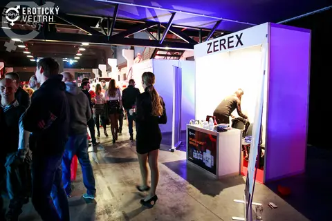 Erotický veletrh Bratislava 2017 — fotografie 82 z 160