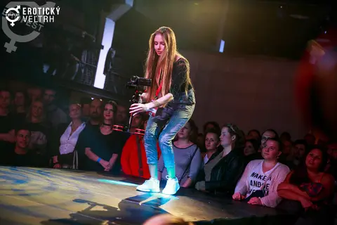 Erotický veletrh Bratislava 2017 — fotografie 88 z 160