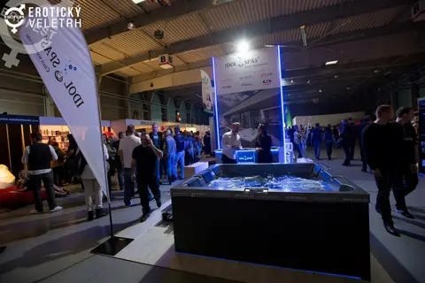 Erotický veletrh 2017 — fotografie 97 z 171