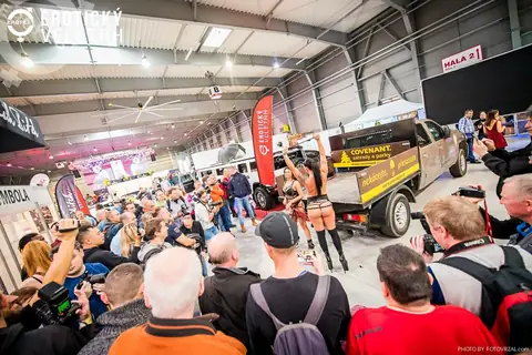 Erotický veletrh 2019 — fotografie 4 z 36