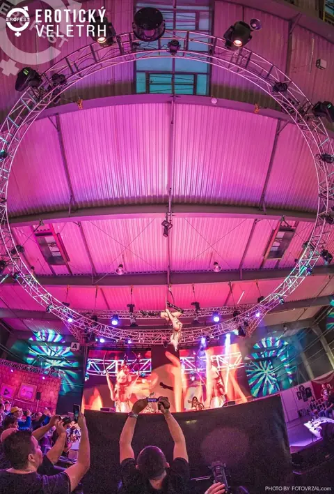Erotický veletrh 2019 — fotografie 12 z 36