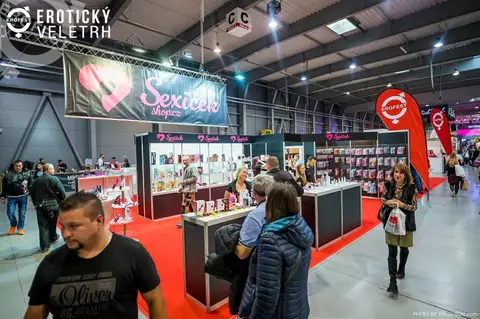 Erotický veletrh 2019 — fotografie 8 z 500