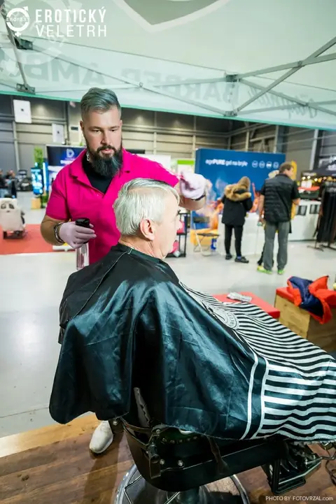 Erotický veletrh 2019 — fotografie 19 z 500