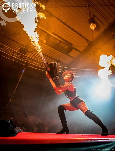 Erotický veletrh 2019 — fotografie 388 z 500