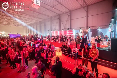 Erotický veletrh 2022 — fotografie 9 z 36