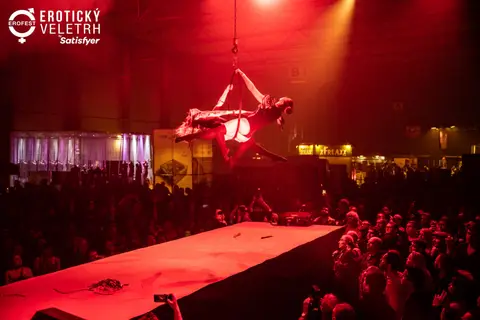 Erotický veletrh 2022 — fotografie 64 z 195