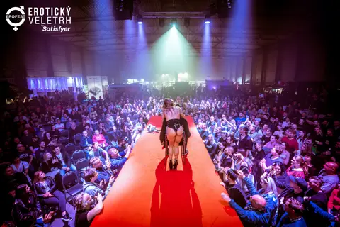 Erotický veletrh 2022 — fotografie 86 z 195