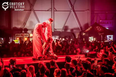 Erotický veletrh 2022 — fotografie 111 z 195
