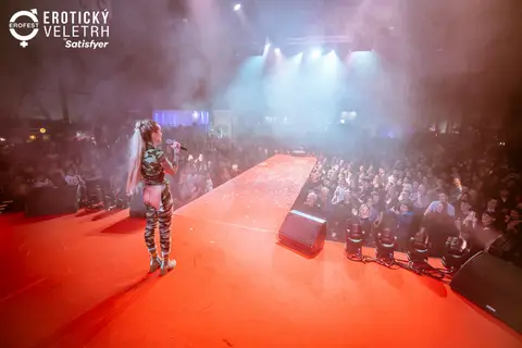 Erotický veletrh 2022 — fotografie 127 z 195