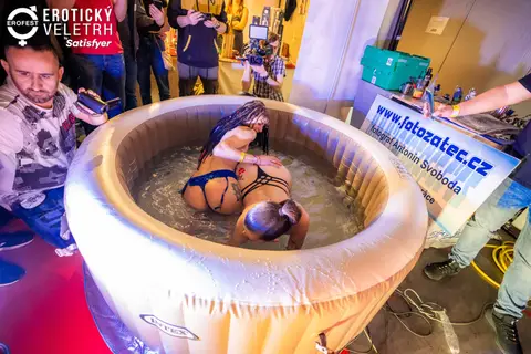 Erotický veletrh 2023 — fotografie 45 z 517