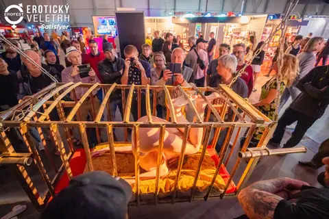 Erotický veletrh 2023 — fotografie 60 z 517