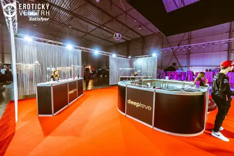 Erotický veletrh 2023 — fotografie 141 z 517