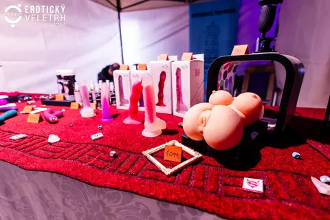 EroFest 2024 — fotografie 46 z 463