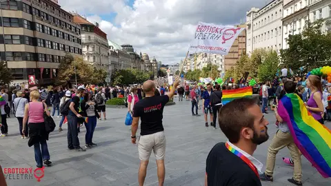 Prague Pride — archivní fotogalerie — fotografie 25 z 40