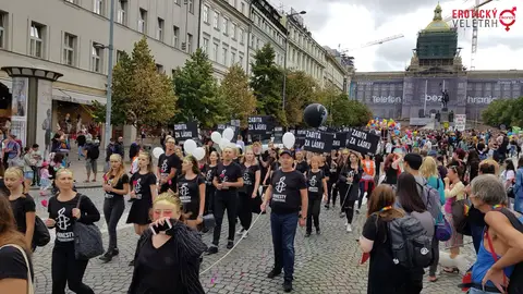 Prague Pride — archivní fotogalerie — fotografie 7 z 40